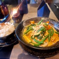 Mango pad thai at Omely in Hannover