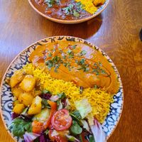 Vegane Bowl mit Kokos at Madam Chutney in Munich