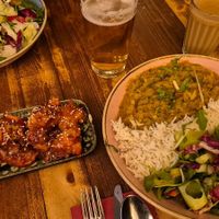 vegan cauliflower manchurian & baingan bharta at Madam Chutney in Munich