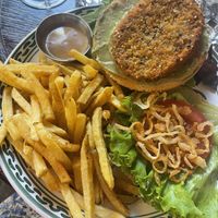 I think the burger is from zucchini and other veggies  (I didn’t ask)  at Morny in Paris