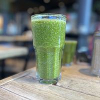 Large green power smoothie   at Cotidiano in Munich