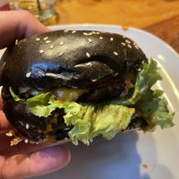 deluxe beyond   at VEG'D - Vegan Burgers - P-Berg in Berlin