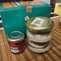 Tiramisú dessert and ketchup sauce at Same Same Burger - Cloud kitchen in Madrid