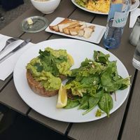 Avocado on toast at Chipps in Berlin