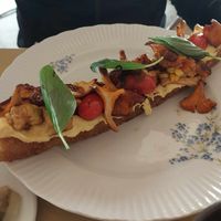 szenzációs ízek, remek ötletek, kedves kiszolgálás. at Lychees in Warsaw