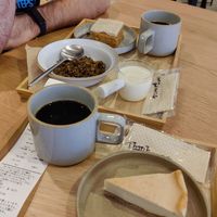  at Shark Coffee in Tokyo