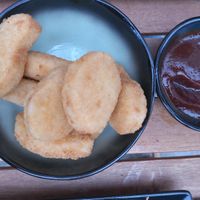 "Chikn Nuggets" mit BBQ-Sauce at VielSinn in Wismar