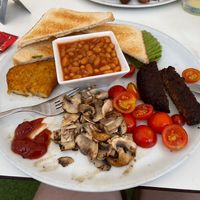 Vegan breakfast at Makai Cafe in Orihuela