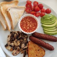 Vegan breakfast at Makai Cafe in Orihuela