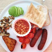 Vegan breakfast at Makai Cafe in Orihuela