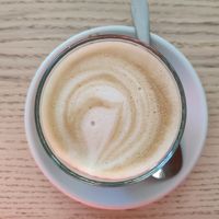 Cafe latte with oat milk at Makai Cafe in Orihuela