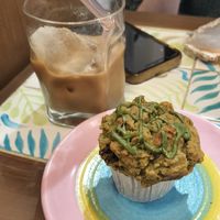 Chai and muffin at Ananas Coffee アナナスコーヒー in Tokyo