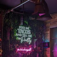 Neon bar sign at Chihuahua's in Reno