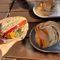 Cinnamon snails & vegan sandwich  at Godt Brød Munch Brygge in Oslo