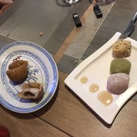 Mochi e palline di sesamo   at Long Jin in Novara