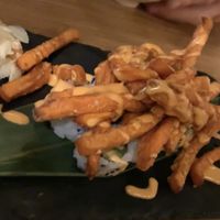 Dirty avocado maki, topped with sweet potato and vegan chili mayo   at Sumo - Solli Plass in Oslo