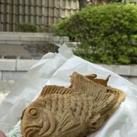 Matcha flavour taiyaki  at Taiyaki Namihei たい焼きなみへい in Kamakura