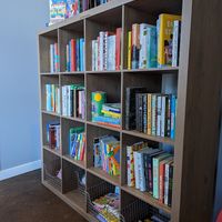 Used books for sale at Kupcakerie in Atlanta