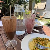smoothies so good we couldn’t wait  at Manna Haven in Byron Bay