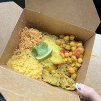 farmers market lunch box  at Blue Lotus Temple in Woodstock