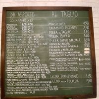 Menu: vegetarian, Margeritha, marinara, funghi, most focaccia options are vegetarian. You can order without cheese to make them vegan. Ask the cook😄 at Dante & Gentucca in Lucca