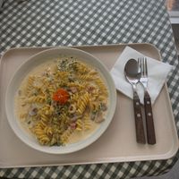 Vegan cream pasta with mushrooms and peppers   at Kkachi Kkachi - 까치까치 in Busan