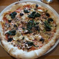 Pizza 4 Stagioni at L'Incontro in Karlsruhe