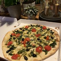 Vegan pizza at L'Incontro in Karlsruhe