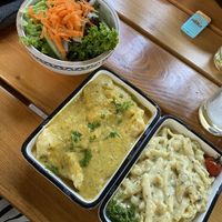 Tapas: Salat, Geheirade und Käsespätzel  at Hilde & Heinz in Saarbrucken