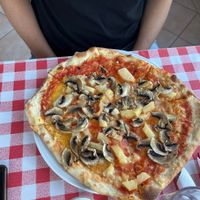 Margherita with mushrooms and pineapple  at Deliziare Trattoria - Maybe closed in Kos
