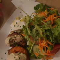 Sweet potato with houmous at Stragula in Munich