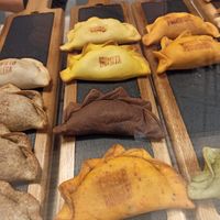 Dos opcions veganes bones, especialment la cheeseburguer. Bona atenció i tracte. at Las Muns - Marqués del Túria in Valencia