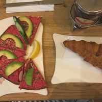Beetroot hummus and avocado open sandwich at Le Pain Quotidien - Spuistraat in Amsterdam