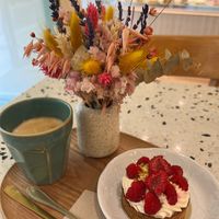 Raspberry pistachio tarte at Michel MaBelle Saint Pierre in Bordeaux
