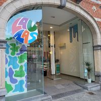 Entrance at Lauza's in Leuven