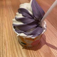 Ube and vanilla soft serve  at Sampaguita Ice Cream in Orlando