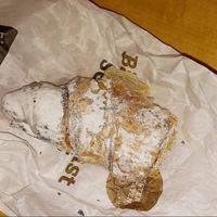 veganes mandelcroissant (glaub ich), sehr süß at Bäckerei Riegler - Hbf in Weinheim