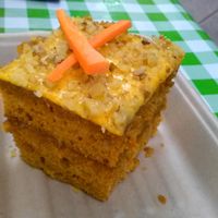 Bunny love cake at Healthy Junk in Anaheim