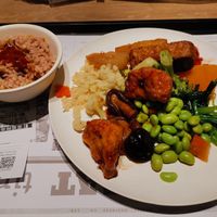 A lot of veggies, with some Tofu and 5 grain rice at Minder Vegetarian 明德素食 - Eslite Mall in Taipei