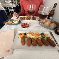 Croquettes veganos   at El Laurel in Salamanca