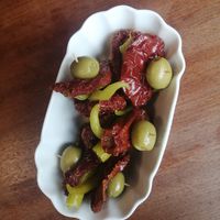 Pintxos at VÜMO in Porto