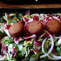 Salat mit Falafel at Gasthaus zum Sternen in Seelbach