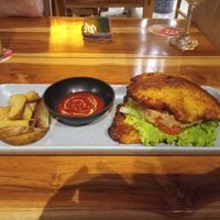 vegan burger at Macarena in Cartagena