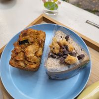 Pumpkin-Cake and Chocolate-Cake with cream (raw?) at Moonggoojeom Vegan Bakery in Busan
