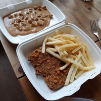 Schnitzel at Feldstern in Hamburg