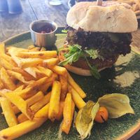 Falafel-Bürger at Seehaus Raabe in Woerthsee