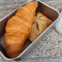 plain croissant 0,95€ (!!) & peach turnover 1,30€ (for some reason, i got 10% discount and only paid 2,03€ in total) at Pekarna Peçjak  in Ljubljana