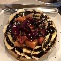 Glutenfreie Waffel 🧇   at Earth Tone in Pai