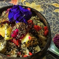 Yellow Smoothie Bowl at Earth Tone in Pai