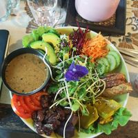 Buddah bowl with delicious tempeh at Earth Tone in Pai